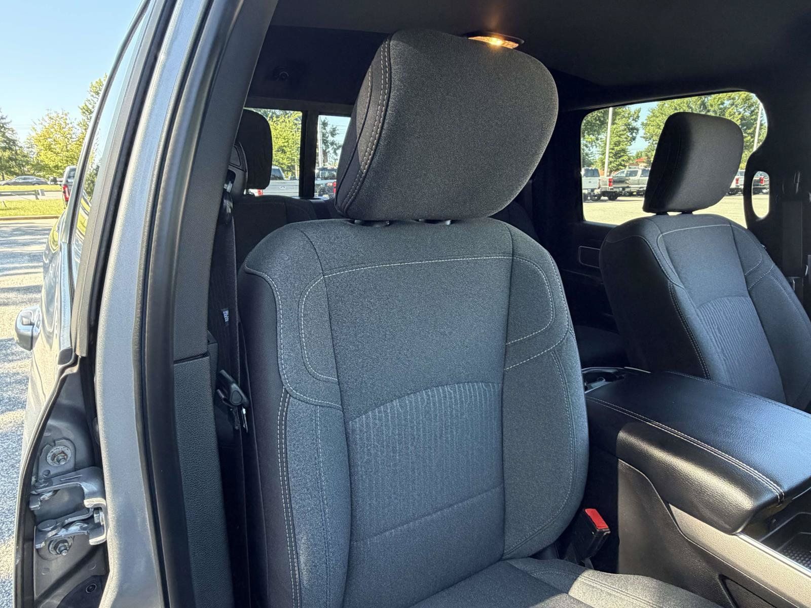 Used 2019 RAM 2500 Big Horn AWD/4WD image 28