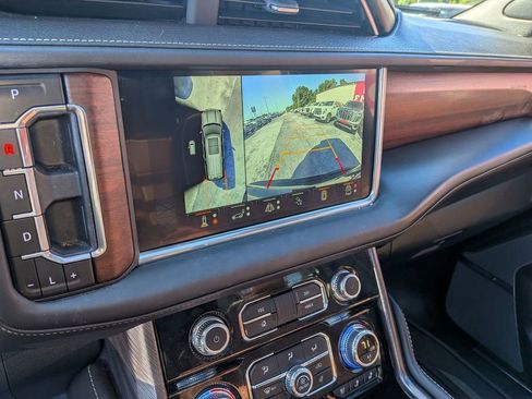 Certified 2024 GMC Yukon Denali Ultimate AWD/4WD image 19