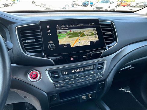 Used 2022 Honda Pilot Black Edition image 15