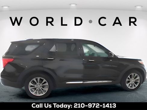 Used 2021 Ford Explorer Limited w/ Equipment Group 301A image 8