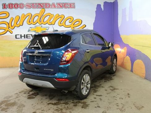 Used 2020 Buick Encore Preferred w/ Safety Package AWD/4WD image 4