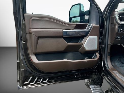 Used 2024 Ford F250 King Ranch w/ Tremor Off-Road Package AWD/4WD image 18