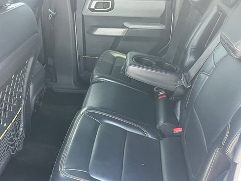 Used 2023 Ford Bronco Badlands AWD/4WD image 30