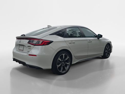 Used 2025 Honda Civic Sport Touring image 5