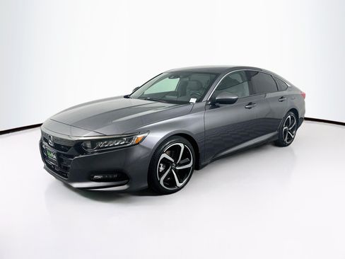 Used 2019 Honda Accord Sport image 3