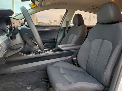 Used 2023 Kia K5 LXS FWD image 19