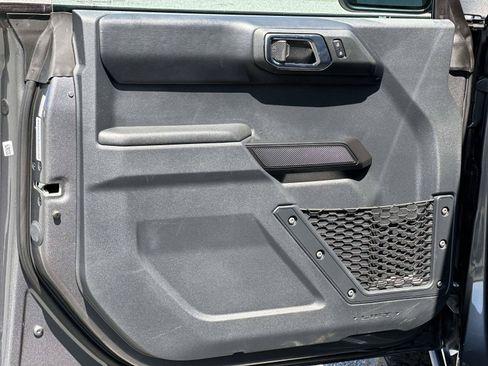 Used 2025 Ford Bronco Badlands AWD/4WD image 14