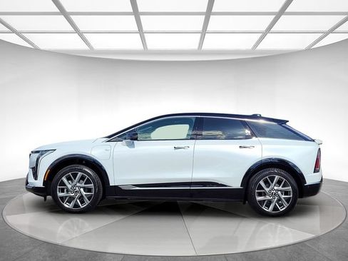 New 2027 Cadillac Optiq Premium Luxury w/ LPO, Floor Liner Package AWD/4WD image 7