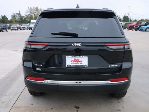 New 2025 Jeep Grand Cherokee Limited image 23