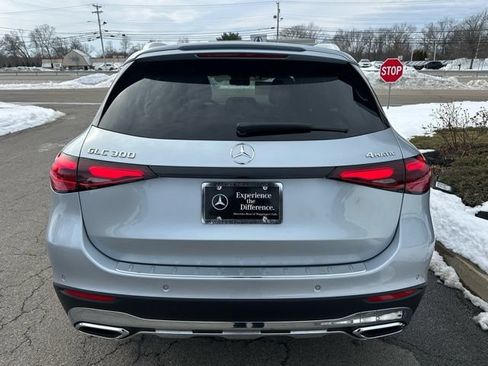 Used 2026 Mercedes-Benz GLC 300 4MATIC image 4