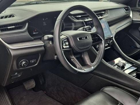 Used 2021 Jeep Grand Cherokee L Overland w/ Luxury Tech Group IV AWD/4WD image 11