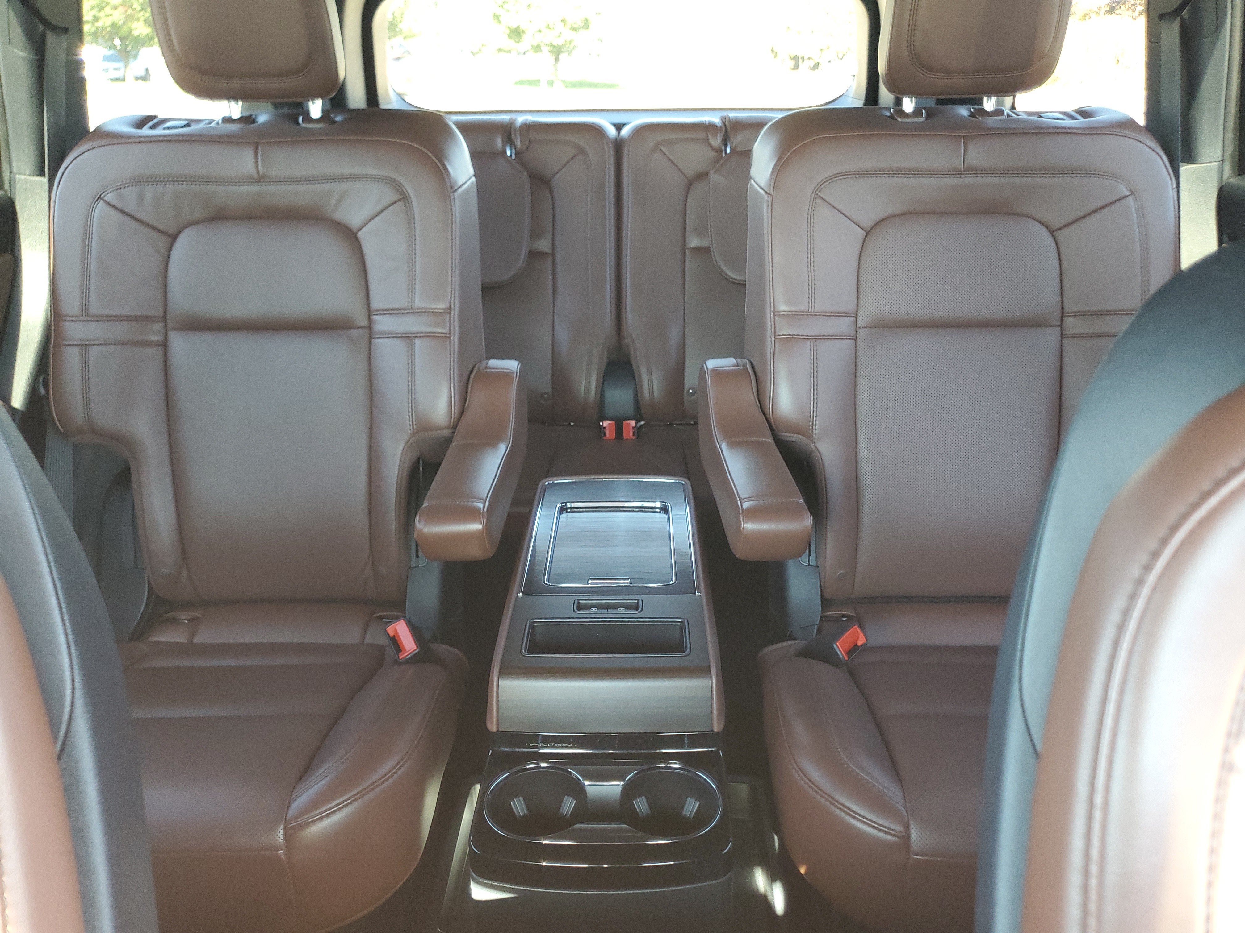 Used 2025 Lincoln Aviator Reserve w/ Illumination Package AWD/4WD image 19