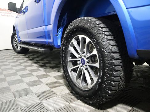 Used 2020 Ford F150 Lariat w/ Equipment Group 502A Luxury AWD/4WD image 12