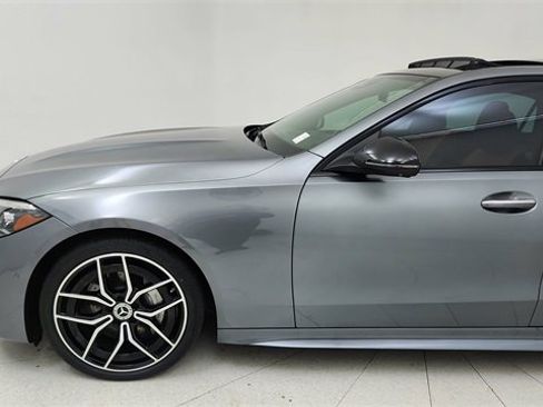 Used 2023 Mercedes-Benz C 300 Sedan image 9