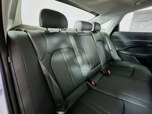 New 2025 Hyundai Sonata Limited image 28