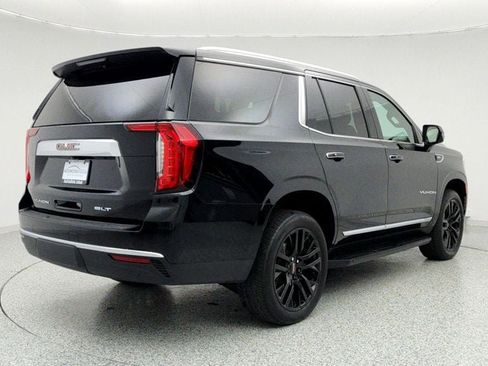 Used 2021 GMC Yukon SLT w/ SLT Premium Package image 5