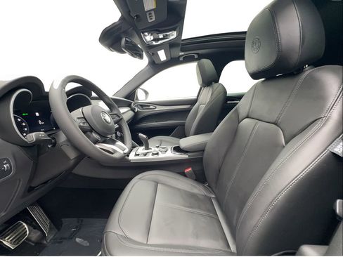 New 2026 Alfa Romeo Stelvio Sprint w/ Convenience Package AWD/4WD image 22