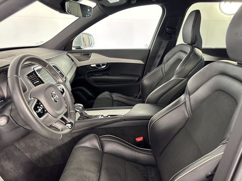 Used 2019 Volvo XC90 T6 R-Design w/ Advanced Package AWD/4WD image 5
