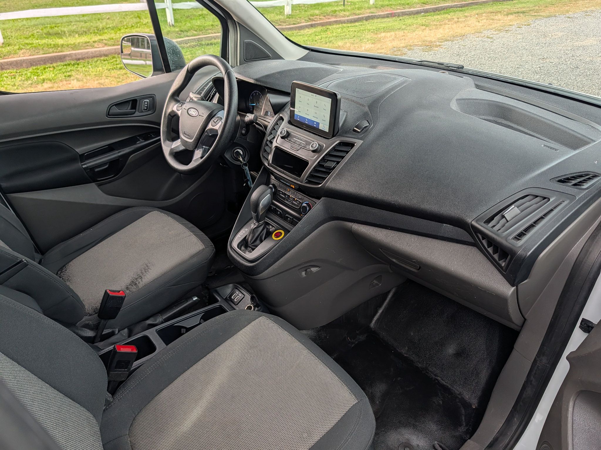 Used 2020 Ford Transit Connect XL FWD image 29