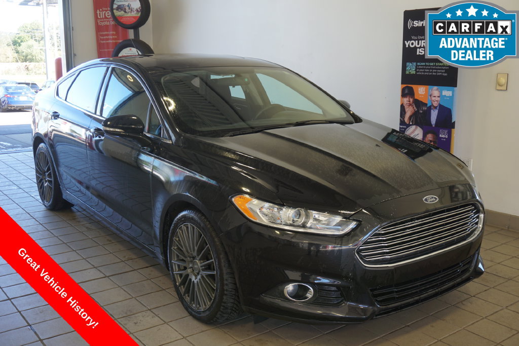 Used 2014 Ford Fusion SE FWD image 1