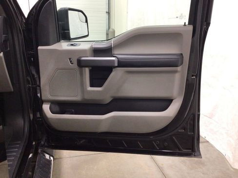 Used 2020 Ford F150 XLT w/ Equipment Group 302A Luxury image 34