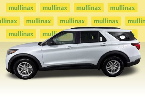New 2026 Ford Explorer Active w/ Active Comfort Package RWD image 11