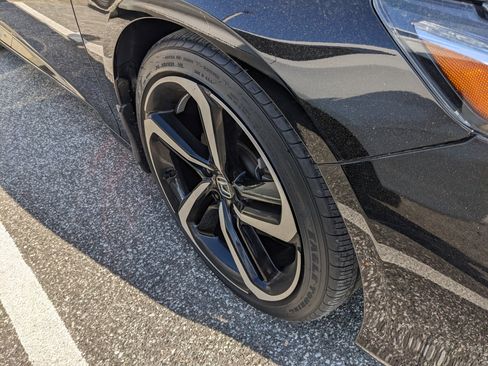 Used 2022 Honda Accord Sport image 7