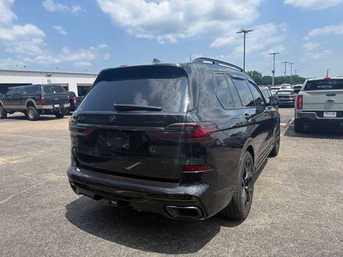 Used 2021 BMW X7 xDrive40i w/ M Sport Package AWD/4WD image 7