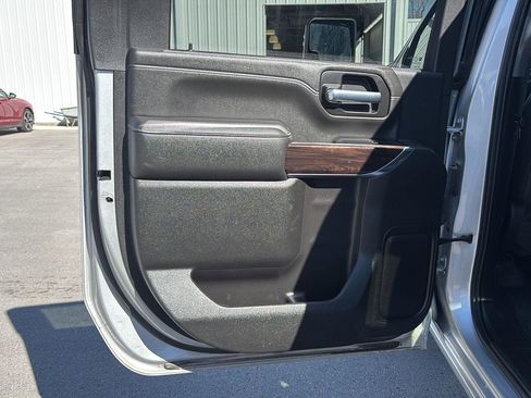 Used 2022 GMC Sierra 2500 SLT image 18