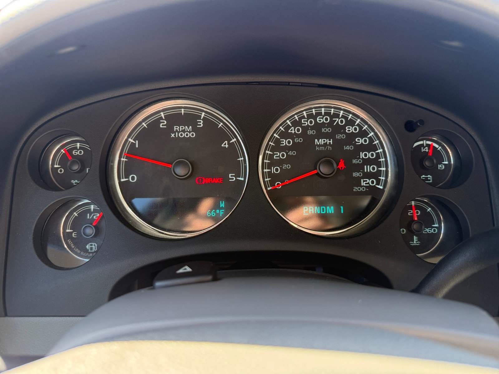 Used 2014 GMC Sierra 2500 SLT w/ SLT Convenience Package AWD/4WD image 11