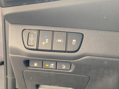 Used 2020 Hyundai Ioniq Limited image 27