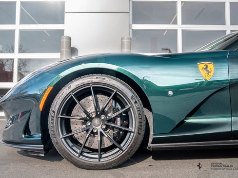 Certified 2022 Ferrari 812 GTS image 3