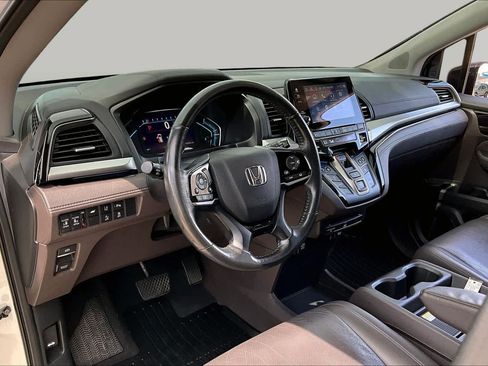 Used 2018 Honda Odyssey Elite image 18