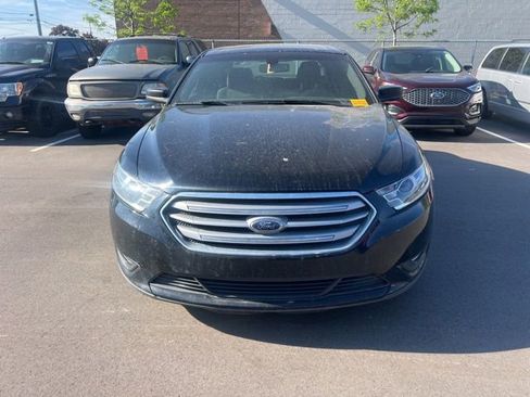 Used 2017 Ford Taurus SEL w/ Equipment Group 201A AWD/4WD image 2