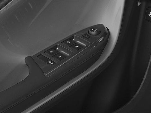 Used 2014 Chevrolet Volt FWD image 17