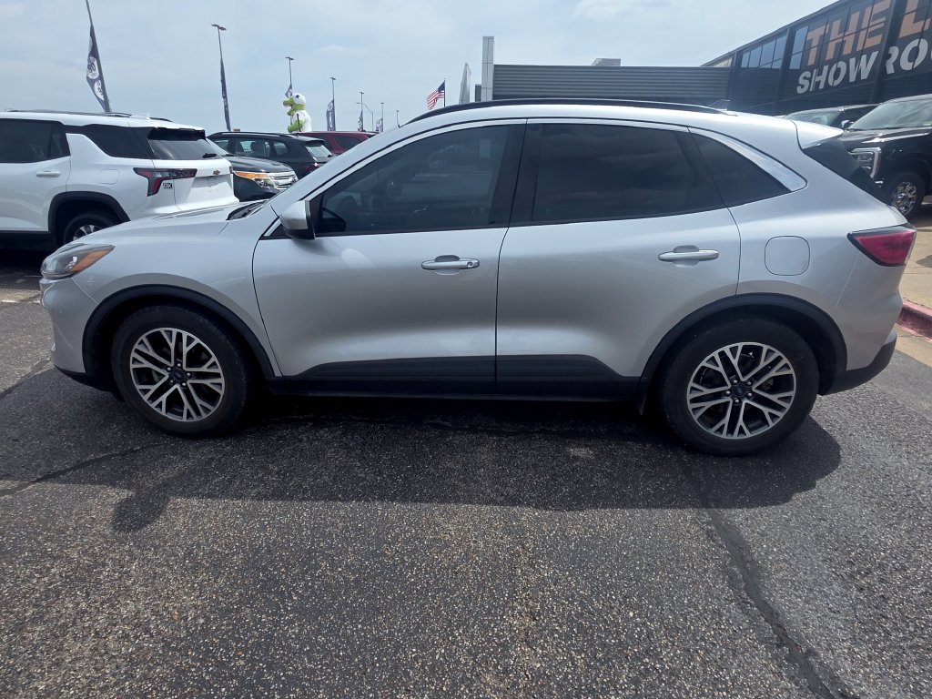 Certified 2020 Ford Escape SEL FWD image 4
