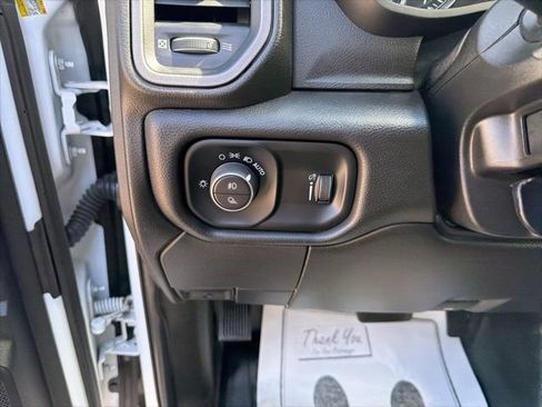 Used 2022 RAM 2500 Tradesman w/ Chrome Appearance Group image 19