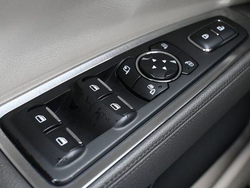 Used 2017 Lincoln Continental Reserve w/ Technology Package image 41