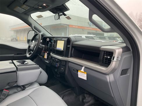 New 2025 Ford F450 XL w/ XL Chrome Package image 11