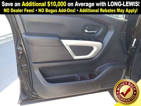 Used 2024 Nissan Titan SV w/ SV Convenience Package image 14