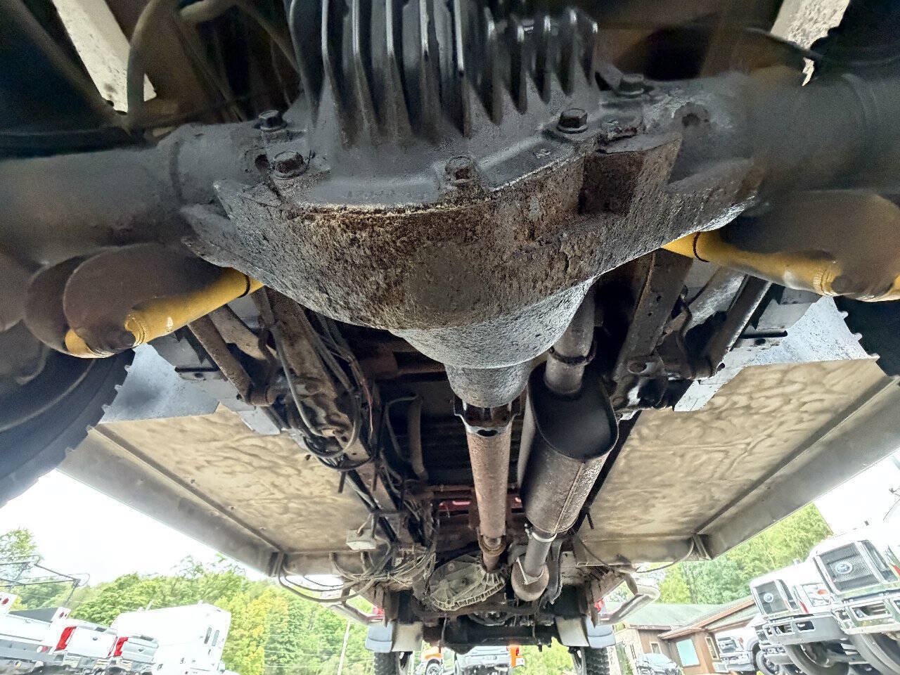 Used 1999 Ford F450 4x4 Regular Cab Super Duty image 94