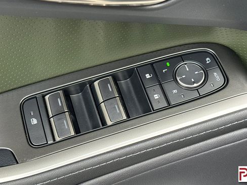 Used 2025 Lexus GX 550 image 14