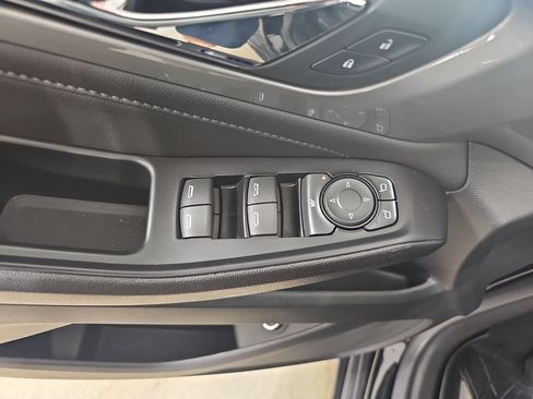 Used 2023 Chevrolet Traverse LT w/ LPO, Floor Liner Package AWD/4WD image 34