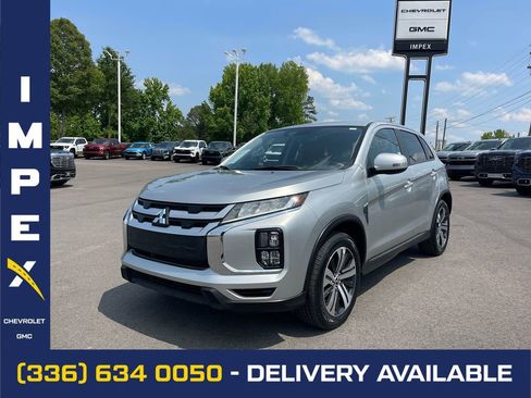 Used 2023 Mitsubishi Outlander Sport ES image 1
