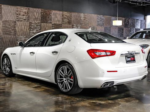 Used 2018 Maserati Ghibli S GranLusso AWD/4WD image 11