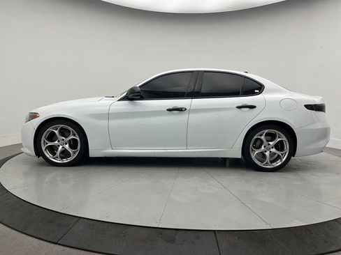 Used 2018 Alfa Romeo Giulia Ti Sport w/ Quick Order Package 22S Sport image 33