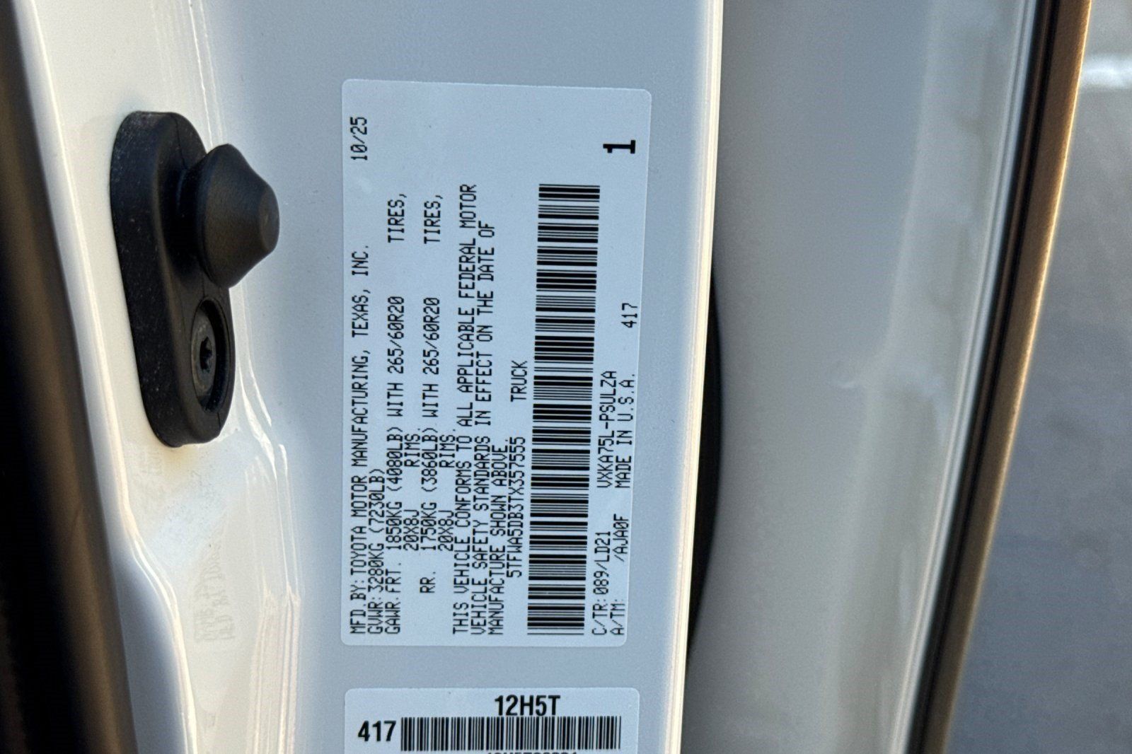 Used 2026 Toyota Tundra Limited AWD/4WD image 40