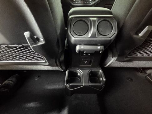 New 2026 Jeep Gladiator Rubicon w/ Safety Group image 18