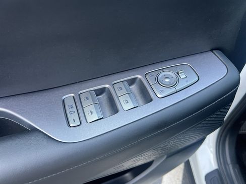 Used 2024 Hyundai Palisade SEL w/ Premium Package FWD image 18