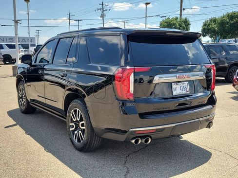 Used 2024 GMC Yukon AT4 w/ AT4 Premium Plus Package AWD/4WD image 3